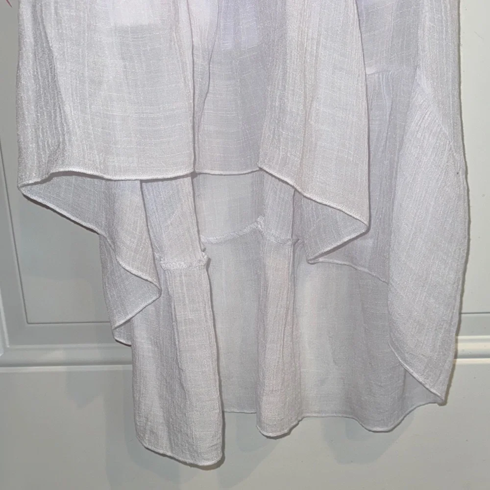 Mlle Gabrielle- White Sleeveless High-Low Maxi Dress size Medium - Picture 8 of 11
